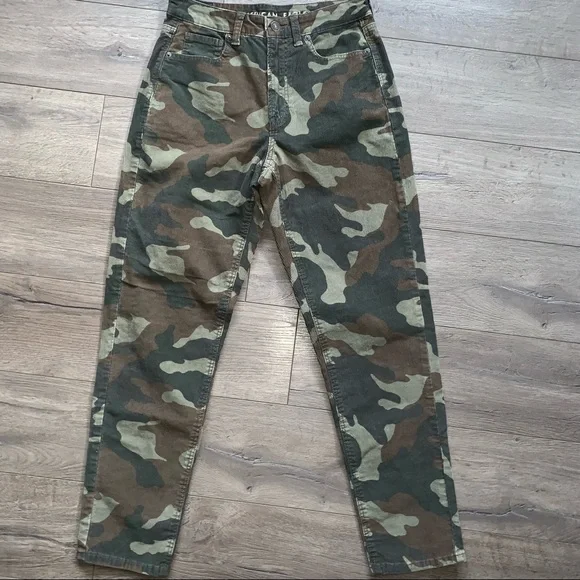 American Eagle Corduroy Mom Jeans - Picture 2 of 9